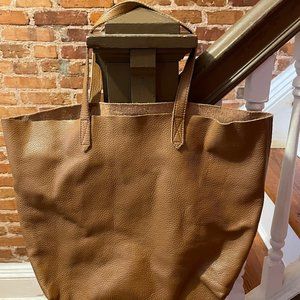 Cuyana Leather Tote